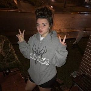 Meet your Posher, Makayla